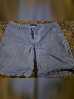 Denver Hayes Women's Light Gray Bermuda Shorts